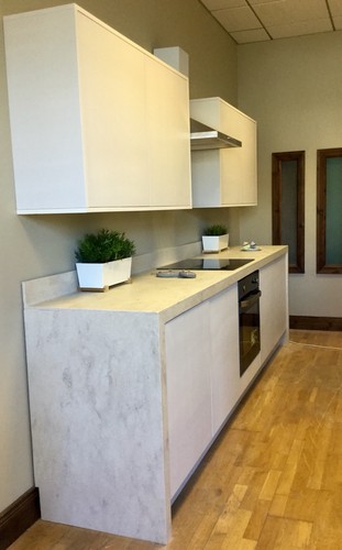 Display kitchen with corian - ex,
