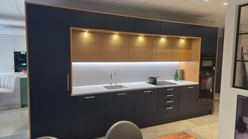 Kitchen crown imperial - kitchen,