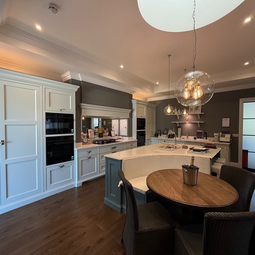 Bespoke kitchen display by - ex,