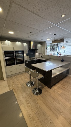 Mackintosh display kitchen - mackintosh,